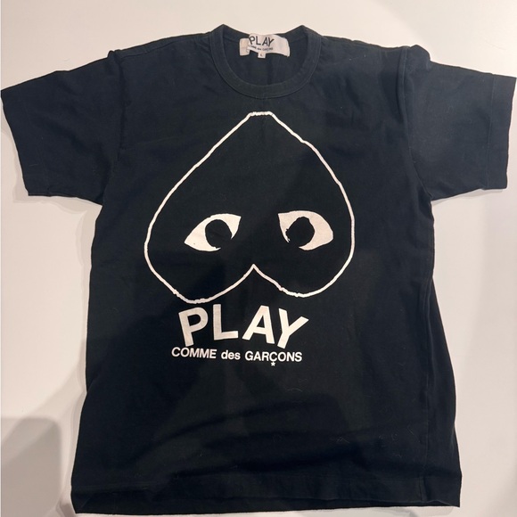 Comme des Garcons Tops - Comme des Garçons Play Black Tee